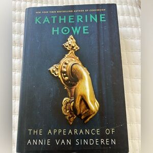 The Appearance of Annie Van Sinderen